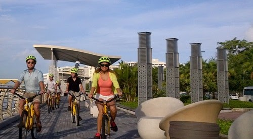 Oceanfront path along Condado, San Juan